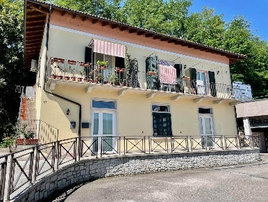 Foto Appartamento in STRADA NAZ. LE SEMPIONE FERIOLO 57, Baveno Centro