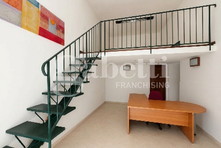 Foto Ufficio in Corso Cirillo 76, Grumo Nevano di 40 m² con 2 locali
