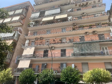 Foto Appartamento in Via P. Di Piemonte 67, Casoria Centro di 110 m²
