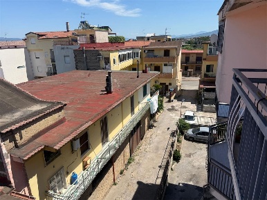 Foto Appartamento in COrso Vittorio Emanuele, Acerra Centro di 155 m²