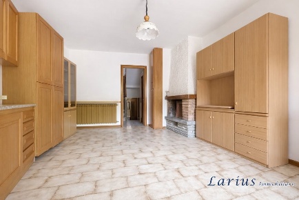 Foto Casa indipendente in via Torretta, Sormano Centro di 123 m² in vendita