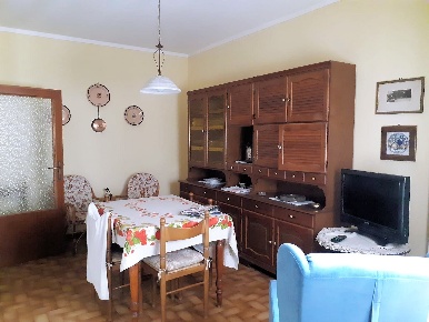 Foto Appartamento in piazza Dante 6, Chiusi di 128 m² con 6 locali