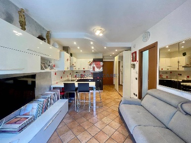 Foto Appartamento in Via Tonale 9, Settimo Milanese Centrale di 40 m²