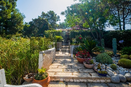 Foto Villa unifamiliare in Traversa Al 80 di Strada della Marina 32, Bari