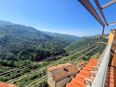 Foto Case semi ndipendenti in Via di Gave, Pescia Castelli, Pescia Nord