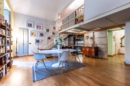 Foto Appartamento in Via XX Settembre, Torino Via Roma di 177 m² in vendita
