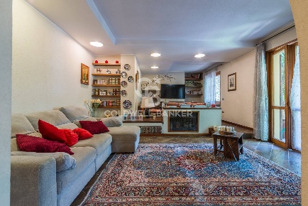 Foto Villa unifamiliare in via castrocaro 62, Riccione Parco di 580 m²