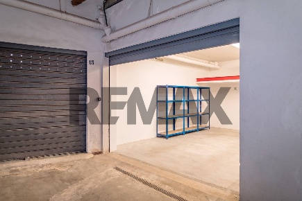 Foto Posti auto in Via Val Di Mazara 41-s1, Palermo di 26 m² con 1 locali
