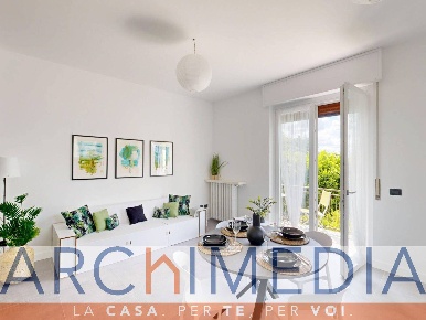 Foto Casa indipendente in Via Monte Rosa, Cantello Centro di 212 m²