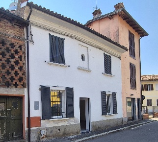 Foto Casa indipendente in Via Fratelli Cairoli 52, Belgioioso Centro