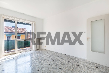 Foto Appartamento in Via Luigi Canonica 64, Milano Paolo Sarpi di 76 m²