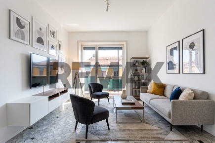 Foto Appartamento in Via Luigi Canonica 64, Milano Paolo Sarpi di 76 m²