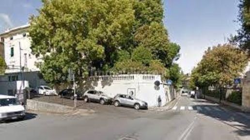 Foto Appartamento a Genova Albaro di 400 m² con 11 locali in vendita