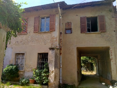 Foto Casa indipendente in trieste 12, Sumirago Centro di 300 m² in vendita
