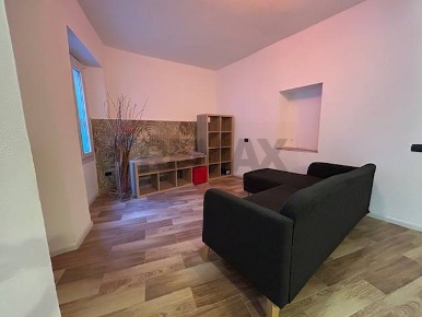 Foto Case semi ndipendenti in via Trieste 14, Brezzo di Bedero Brezzo