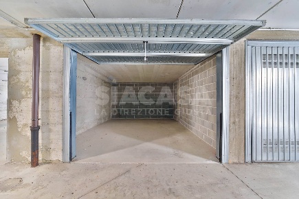 Foto Posti auto in Via Filanda 26, Sulbiate di 23 m² con 1 locali