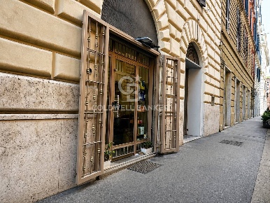 Foto Negozio in Via Marche, Roma Vittorio Veneto di 17 m² con 1 locali