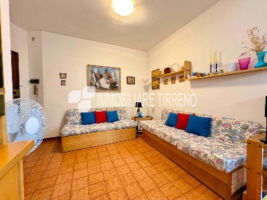 Foto Appartamento a Massa Marina di Massa Centro di 70 m² con 3 locali