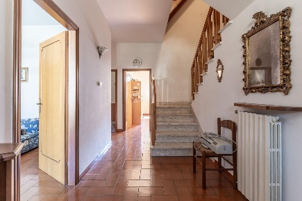 Foto Villa a schiera a Empoli Serravalle - Tinaia di 150 m² con 6 locali