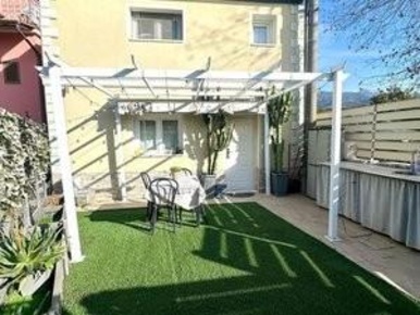 Foto Appartamento a Massa Centro di 65 m² con 2 locali in vendita