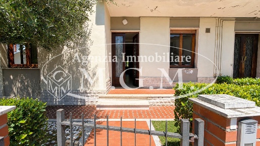 Foto Appartamento a Bientina Centro di 125 m² con 5 locali in vendita