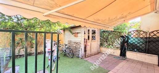 Foto Villa bifamiliare a Massa Rinchiostra - Quercioli di 90 m² in vendita