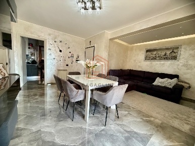 Foto Appartamento in Via Sante Palumbo, Latina Centro di 98 m² con 3 locali