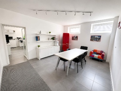 Foto Magazzino in Via Val Gardena 44, San Benedetto del Tronto di 436 m²