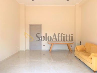 Foto Magazzino a Catanzaro Santa Maria di 50 m² con 2 locali in affitto