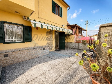Foto Villa bifamiliare in Via di Castelvecchio, Rosignano Marittimo