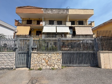 Foto Villa unifamiliare a Villaricca di 175 m² in vendita