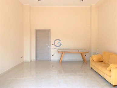 Foto Magazzino a Catanzaro Santa Maria di 50 m² con 2 locali in affitto