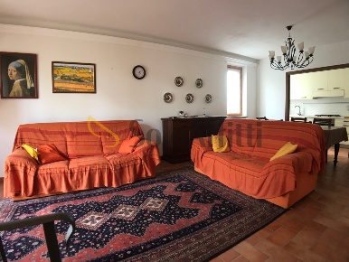 Foto Appartamento in Via Liguria, Asciano di 100 m² con 5 locali in affitto