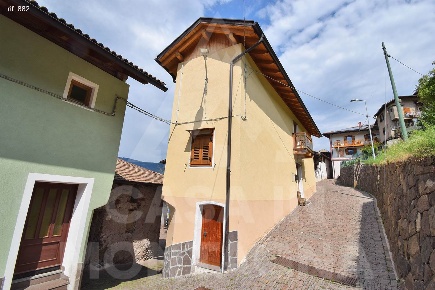 Foto Casa indipendente a Valfloriana Dorà di 120 m² con 5 locali in vendita