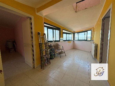 Foto Casa indipendente a Sessa Aurunca di 112 m² con 4 locali in vendita