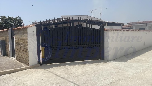 Foto Villa unifamiliare in Via Gubbio 44, Ardea Nuova Florida di 50 m²
