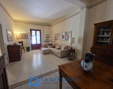 Foto Casa indipendente a Lamporecchio Centro di 200 m² con 8 locali