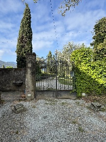 Foto Rustico in Via di Ronchi, Capannori Colle di Compito - Castelvecchio