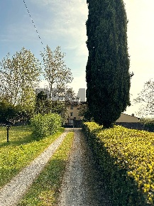 Foto Rustico in Via di Ronchi, Capannori Colle di Compito - Castelvecchio