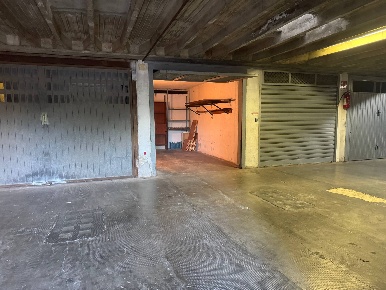 Foto Posti auto in PIAZZA MARTIRI DELLA LIBERTA', Savona di 16 m²