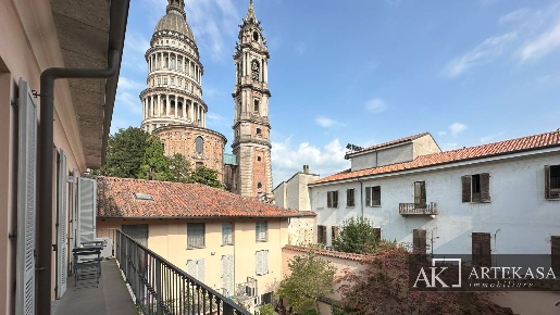 Foto Appartamento in Via Dei Gautieri 9, Novara Centro Storico di 65 m²