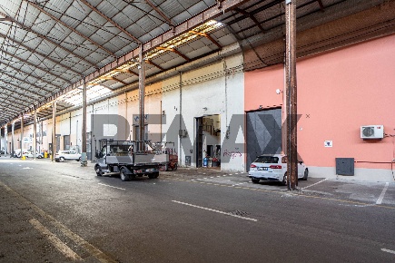Foto Capannone industriale in Via Raffaele Tagliani 77/a, Parma di 310 m²