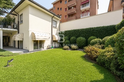 Foto Appartamento in VIA PRIMO MAGGIO 8, Busto Arsizio Frati di 73 m²