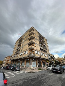 Foto Appartamento in Via Delle Margherite 23, Aprilia Centro di 120 m²