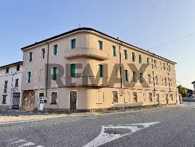 Foto Appartamento in VIA SAN PIETRO 4, Garlasco Centro di 85 m² in vendita
