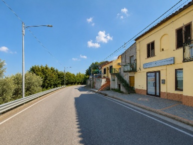 Foto Appartamento in Via Domenico Spanó Bolani 45, Catanzaro di 85 m²