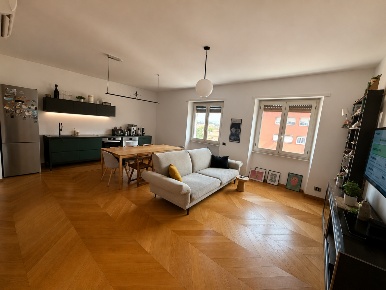 Foto Appartamento in Via Guido Reni 42, Roma Flaminio di 85 m² con 5 locali