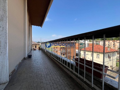 Foto Appartamento in VIA BUONARROTI 2, Carnate di 90 m² con 3 locali