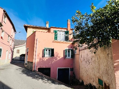 Foto Appartamento in Via Poggio 14, Diano Arentino Diano Borello di 61 m²