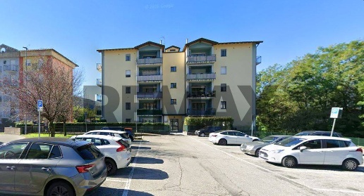 Foto Appartamento in Via Filippo Turati 48, Luino Centro di 86 m²